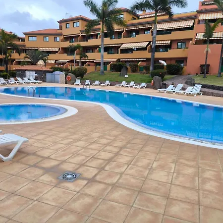 Vivienda Con Piscina En El Apartamento